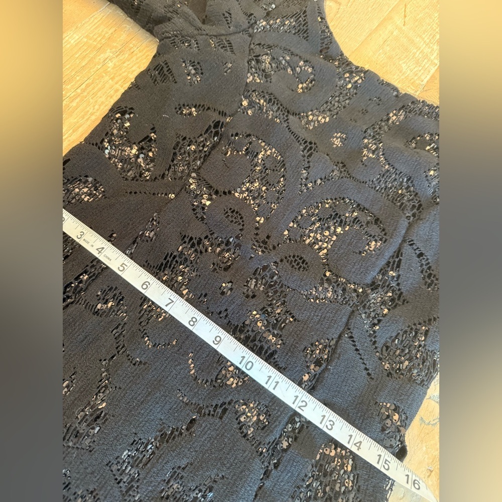 Adrianna Papell Elegant Black Sequin Under Soft Lace Evening Gown 10 - Picture 7 of 10